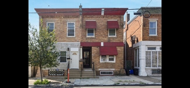Building Photo - 1428 S 51st St Rental