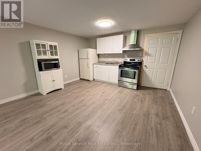 Photo - 808 Tindle Bay Rd