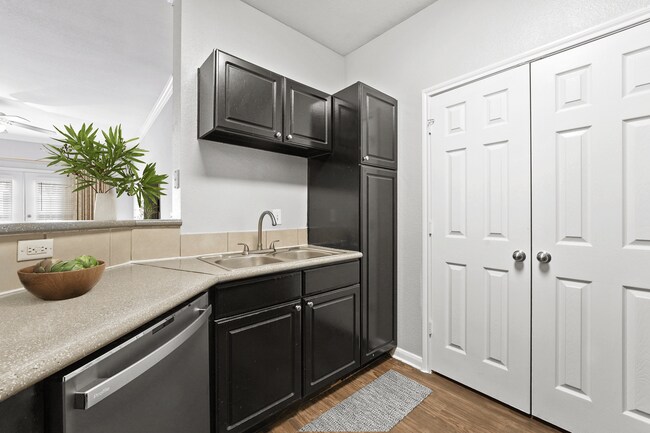 Stonebrook Apartments