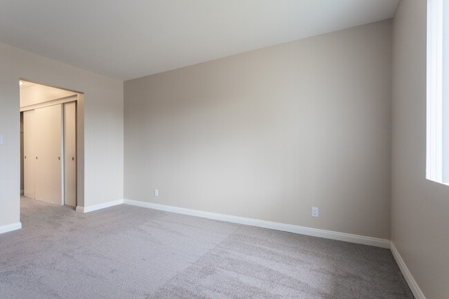 2HAB, 2BA - 1000 ft² - Las Mariposas Apartments