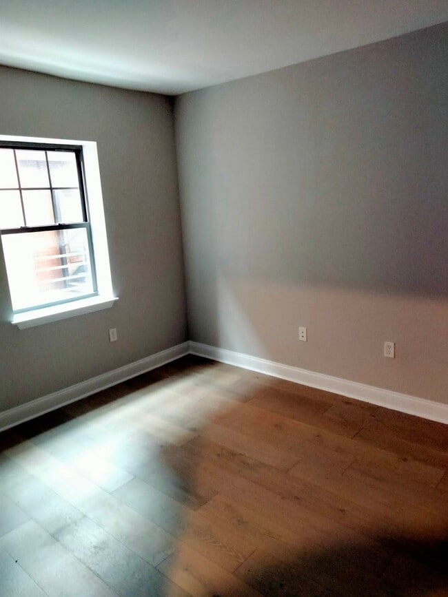 Photo - 52 Imlay St Unit 2a