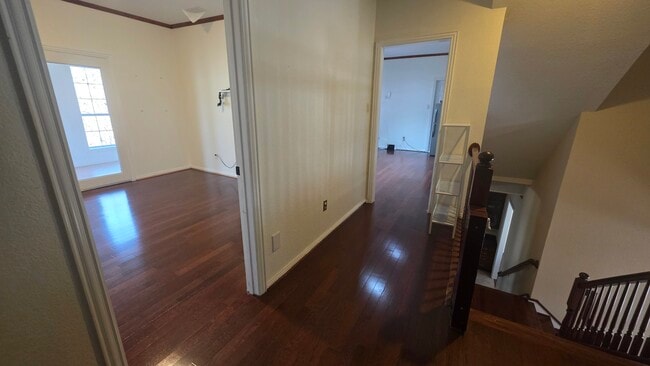 Photo - 500 Brooks Ct