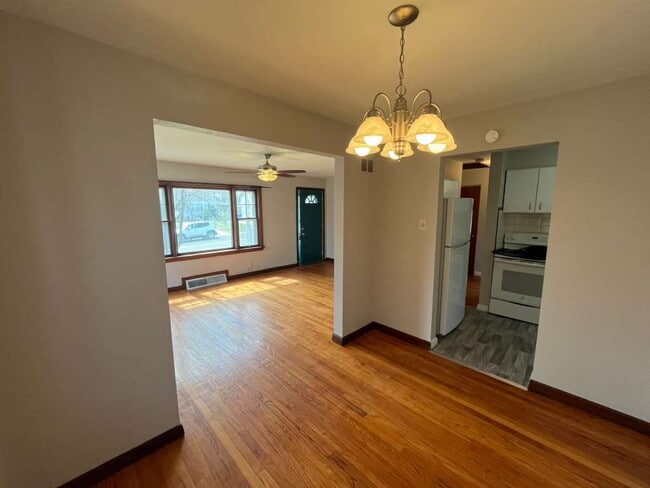 Photo - 9813 Lullaby Ln