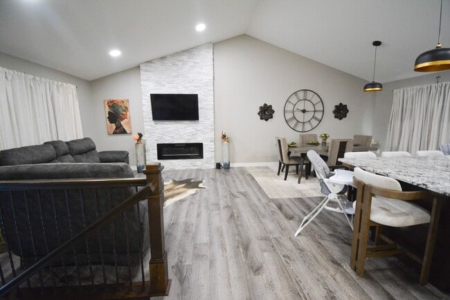 Photo - 5 Bed | 3 Bath | Luxury Living at Its Finest