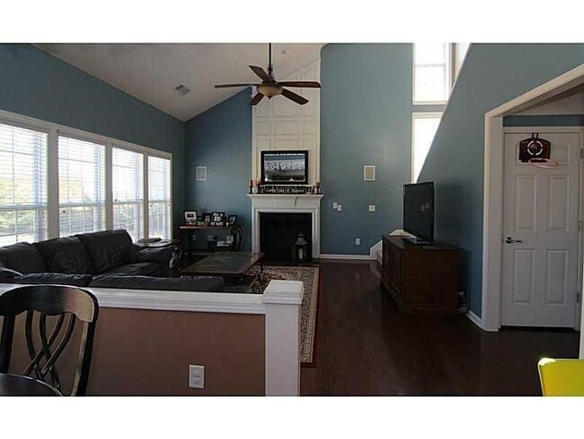 203 Glenwood Dr