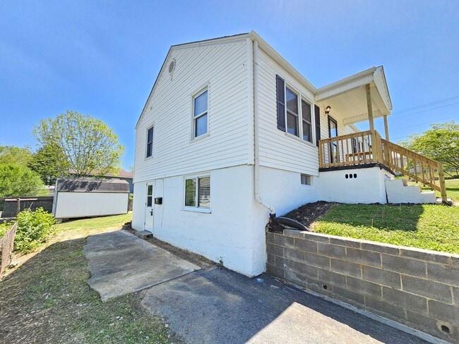 Photo - 81 24th St Unit B