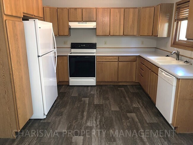 Photo - 1605 S Sunny View Dr