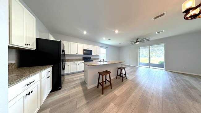 Photo - 5321 Loblolly Ln