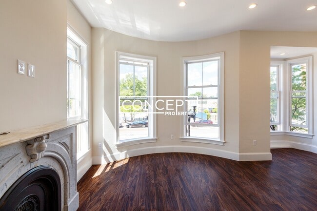 Photo - 1898 Washington St Unit 7BB