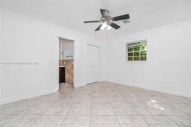 Photo - 1000 SW 73rd Ave