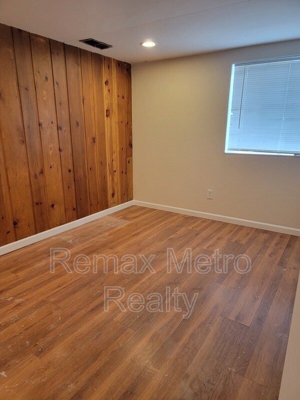 Photo - 3007 Humes Pl W Unit #B