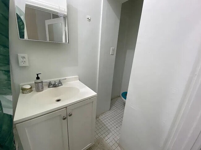 Photo - 248 Broome St Unit 6