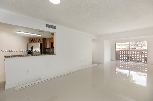 Photo - 10241 NW 9th St Cir Unit 109-5