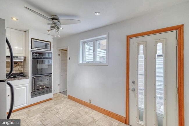 Photo - 2658 E Dauphin St