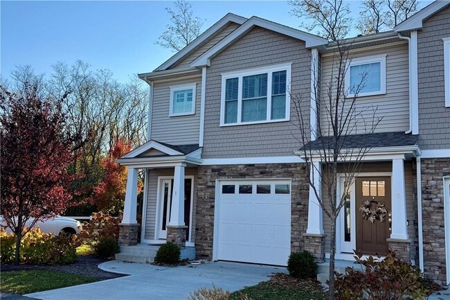 Building Photo - 25 Franklin Rd Unit 1