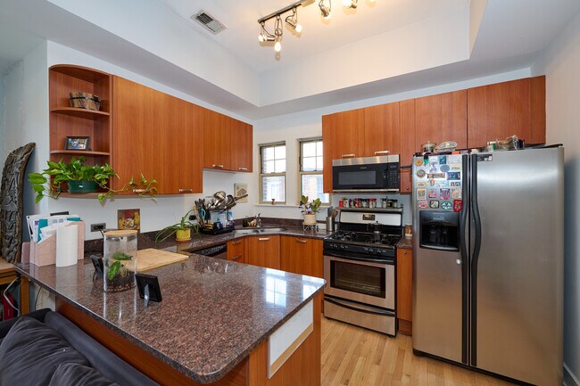 Photo - 5711 N Kimball Ave