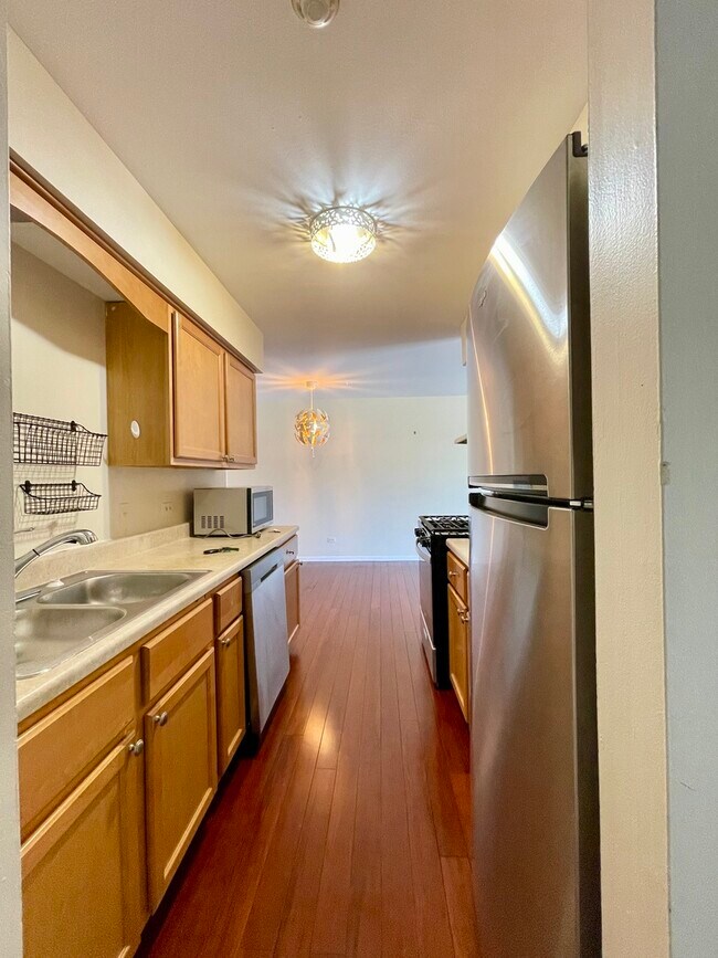 Photo - 49 W 66th St Unit 2