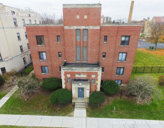 Building Photo - 425 W Bancroft St Unit Apt. 201