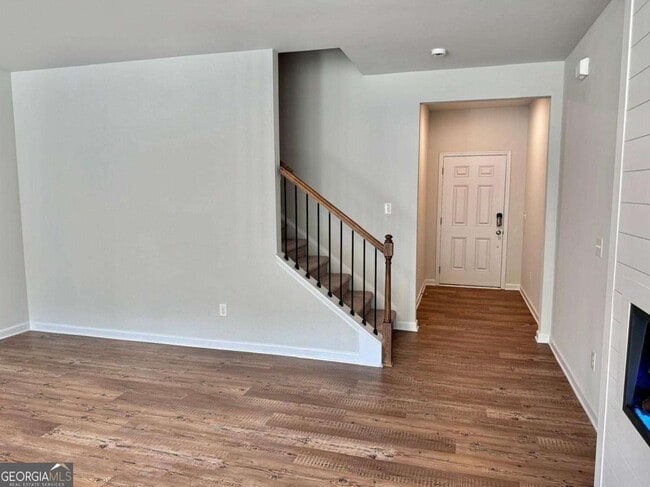 Photo - 440 Pt Pl Dr