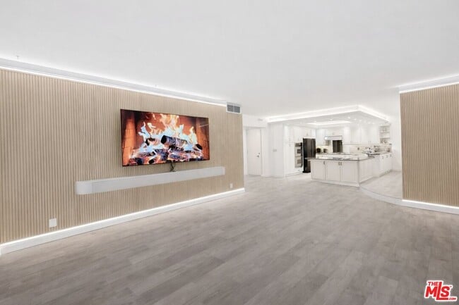 Photo - 17366 Sunset Blvd Unit 105