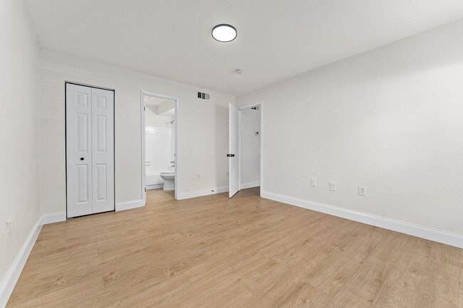 Photo - Centerpoint Apartments
