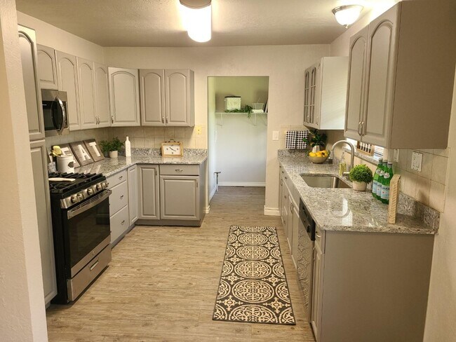 Photo - Updated 3 bed 1 bath in South Okc!