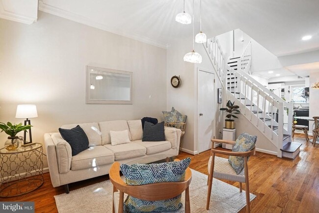 Photo - 1613 5th St NW