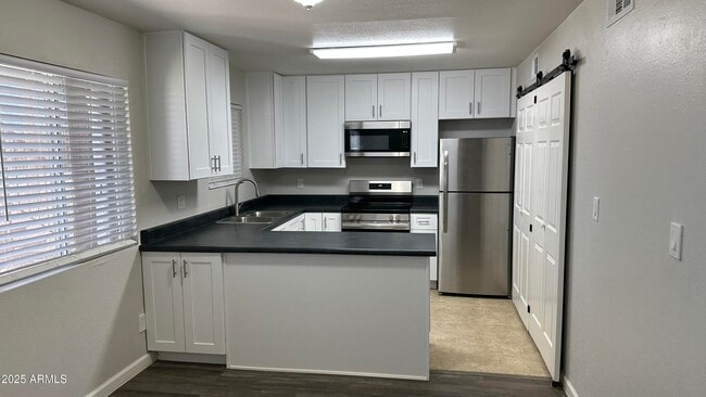 Photo - 17847 N 40th St Unidad 1