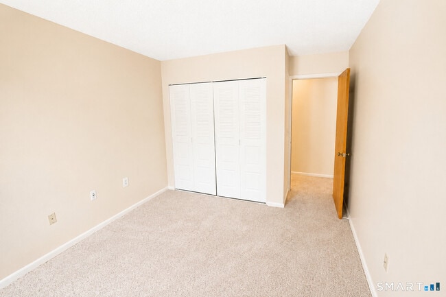 Photo - 175 Mill Pond Rd Unit 135