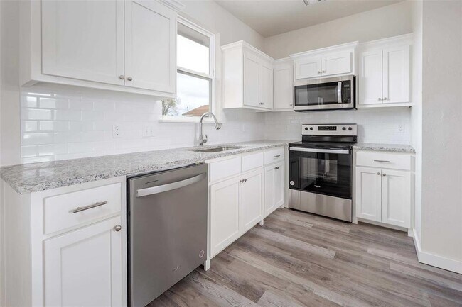 Photo - 1105 Coffey Dr