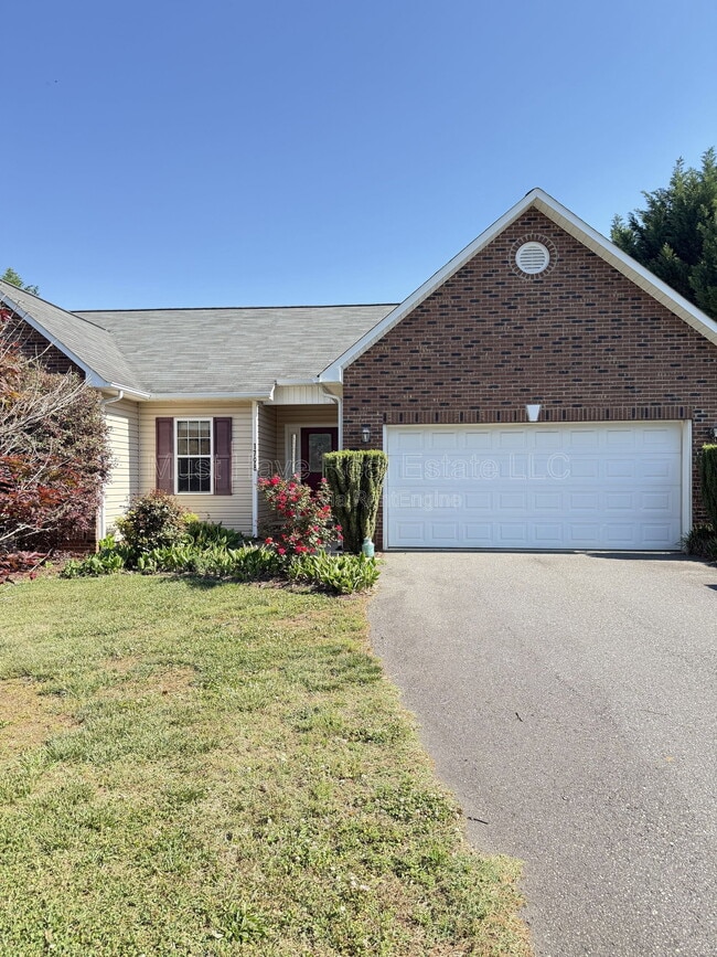 Building Photo - 1798 Thomasville Rd