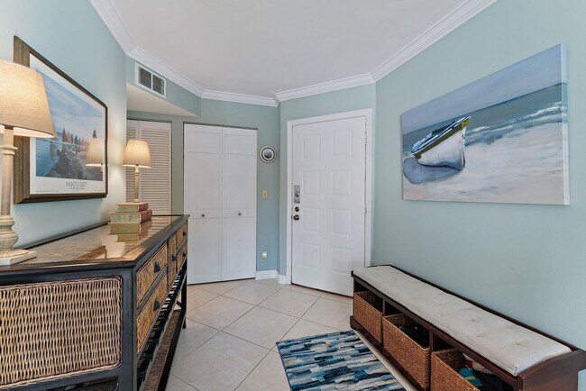 Photo - 1605 US-1 Unit B206