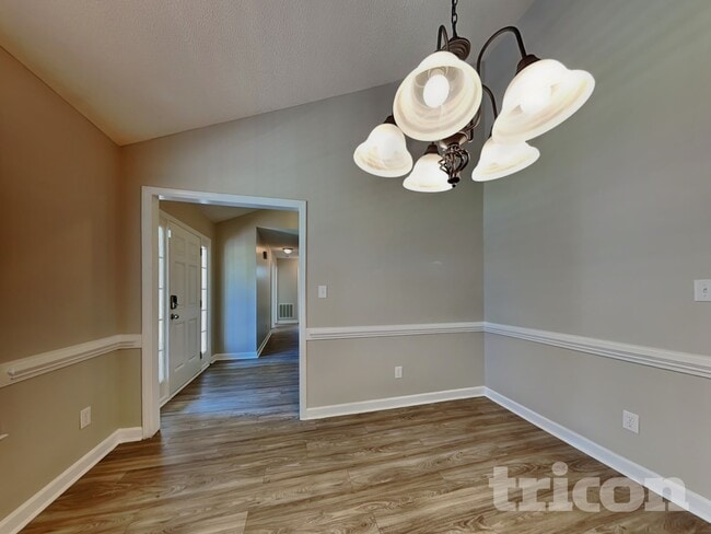 Photo - 46 Albemarle Dr