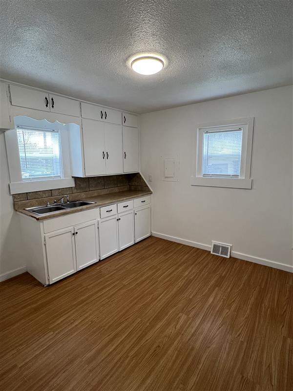 Photo - 403 S 28th St House