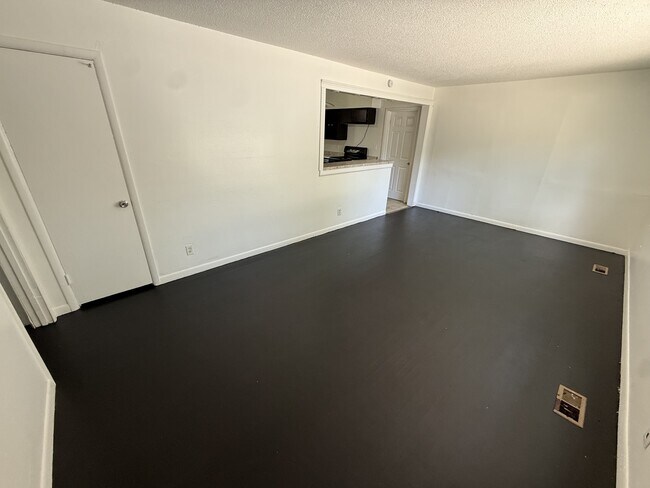 Photo - 4713 Beverly Kay Dr