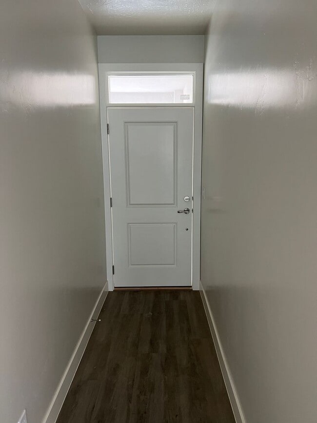Photo - Beautiful newer 3 Bedroom, 2.5 Bathroom townhome, located in Washington!