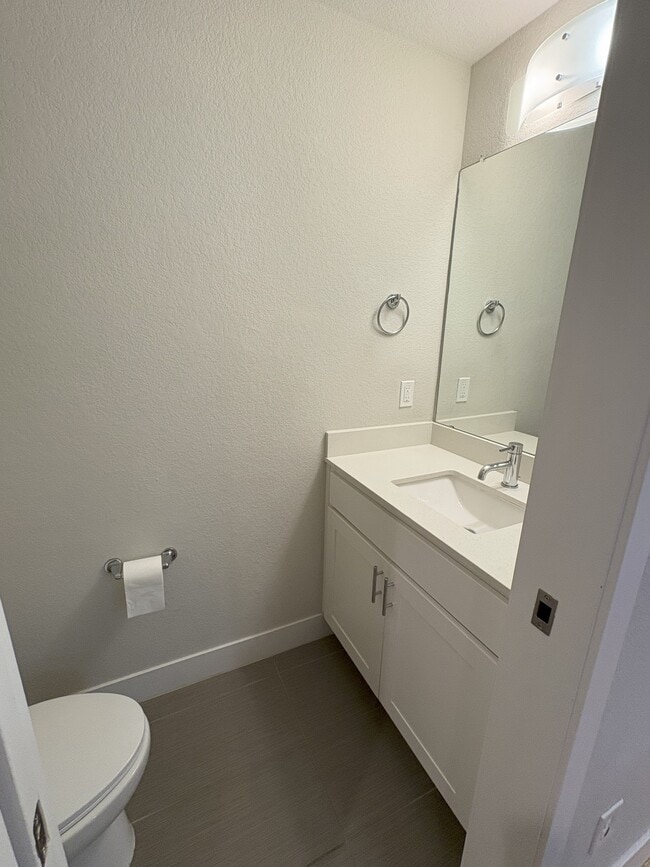 Main Floor 1/2 Bath - 2120 Decatur St