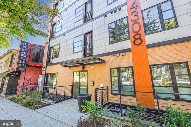 Building Photo - 4308 Georgia Ave NW Unit 502