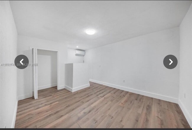 Photo - 6911 NW 4th Ct Unidad 6915