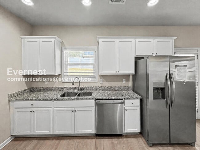 Photo - 322 Bertha Honey Stewart Dr