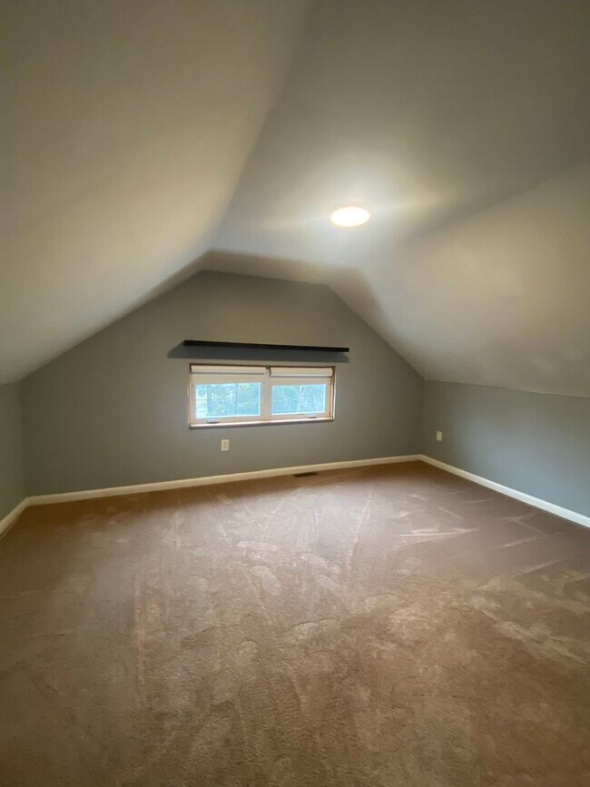 Photo - 233 S State Rd Unidad 2nd Fl