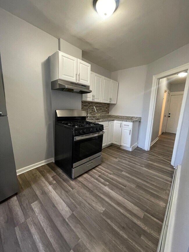 Photo - 100 Wilkinson Ave Unit 2