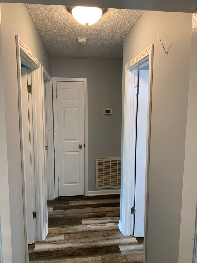 Photo - 601 Pembrook Pl