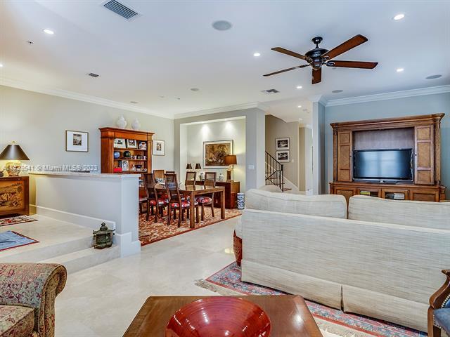 7541 SW 56th Ct