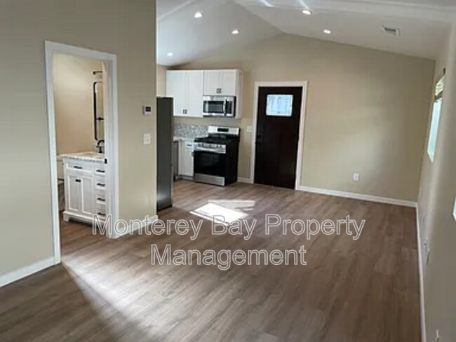 Photo - 154 Carmel Ave