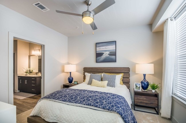 Leigh House apartments — community photo