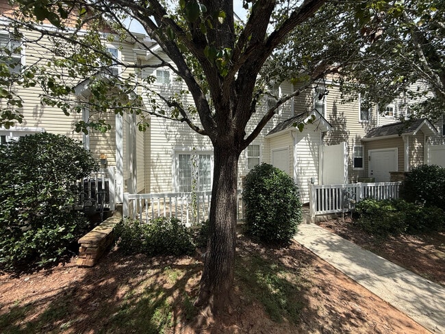Photo - Room in Townhome on McGoogan Ln