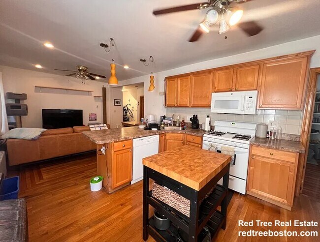 Photo - 3 Aldie St Apartments Unit 2