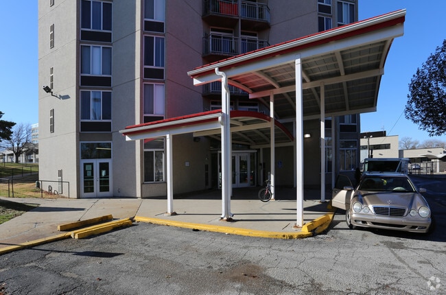 Photo - Glanville Towers