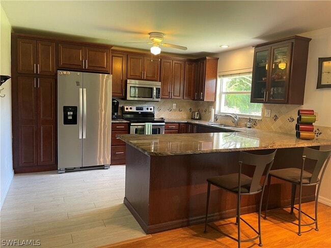 Photo - 378 Dover Pl